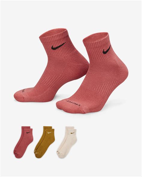 nike everyday cushioned weiß|nike everyday plus training socks reviews.